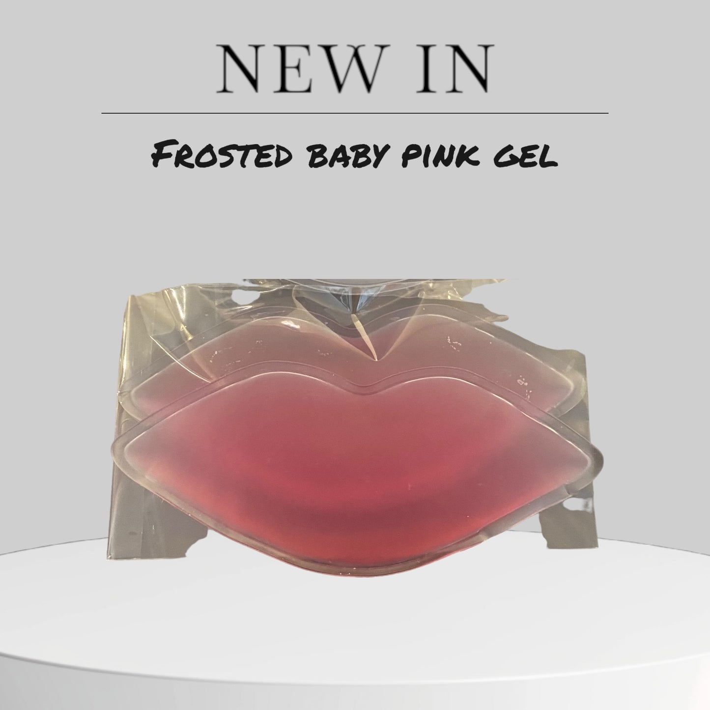 100 ( NON BRANDED) LIP COOL COMPRESSES FOR CLIENT POST TREATMENT AFTERCARE